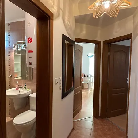 Apartment Cozy With 2 Bedrooms And Sea View Sveti Vlas